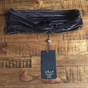 3/$10 NWT Carrie Underwood headband